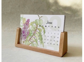 LỊCH GỖ ĐỂ BÀN