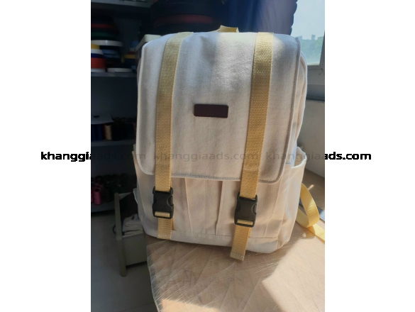 May, sản xuất balo quà tặng theo yêu cầu